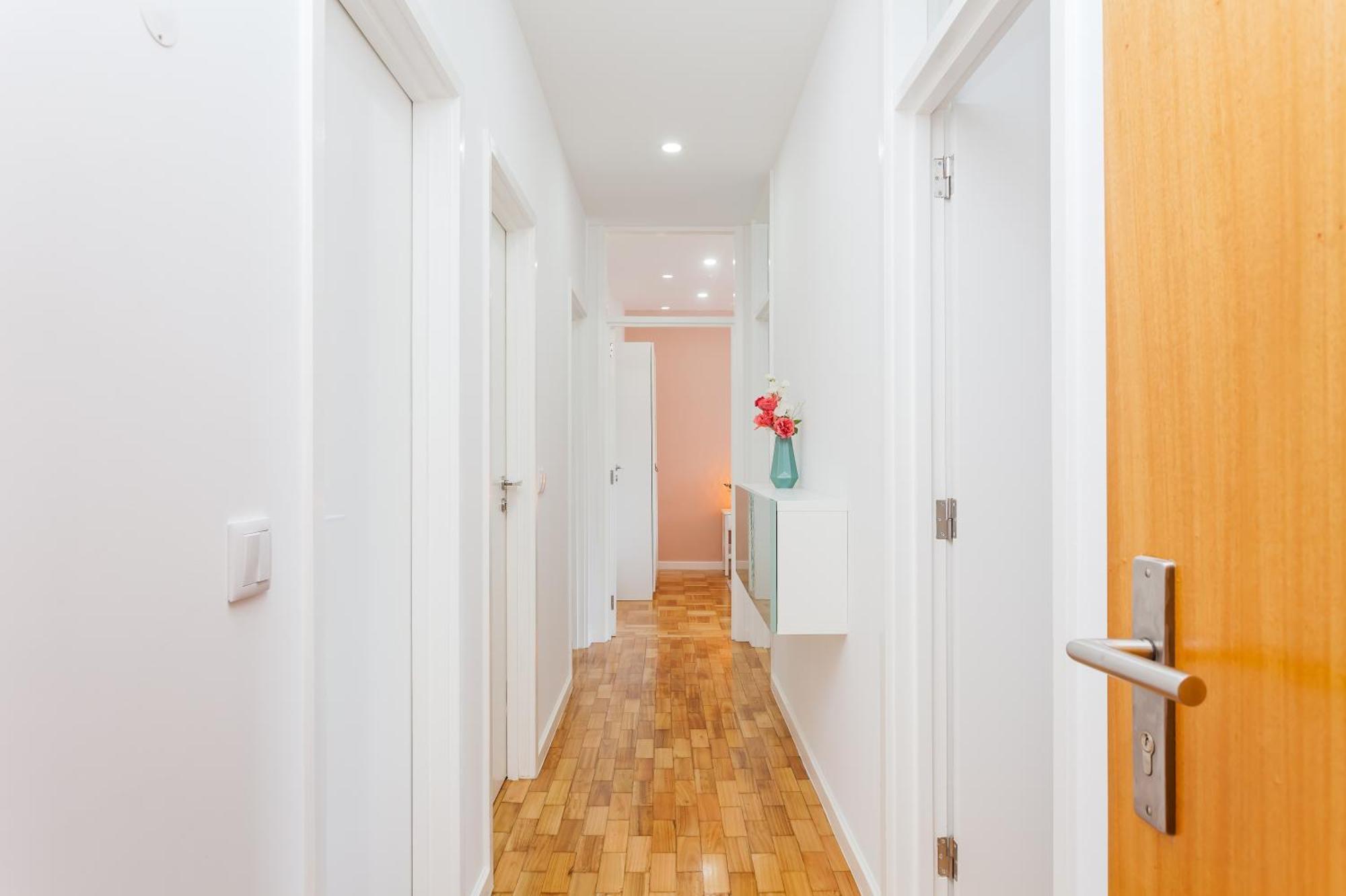 Sancha Apartment - In The Centre Near The Aliados Porto Exterior photo